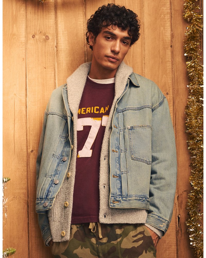 AE Relaxed Fit Denim Jacket