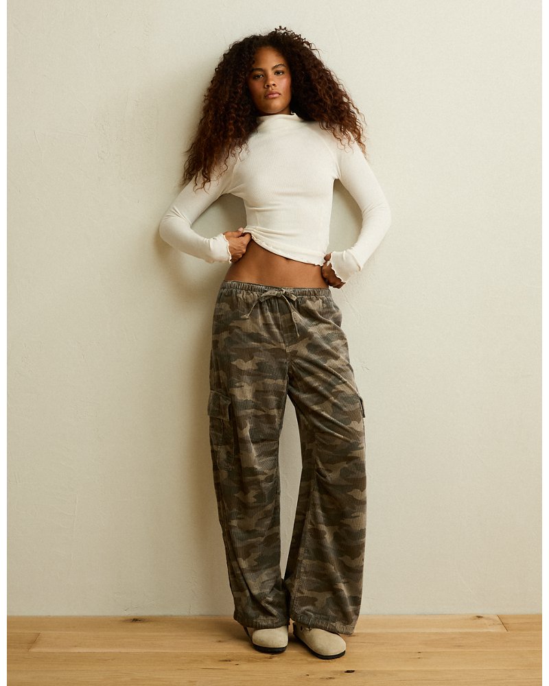 AE Low-Rise Cozy Corduroy Cargo Pant