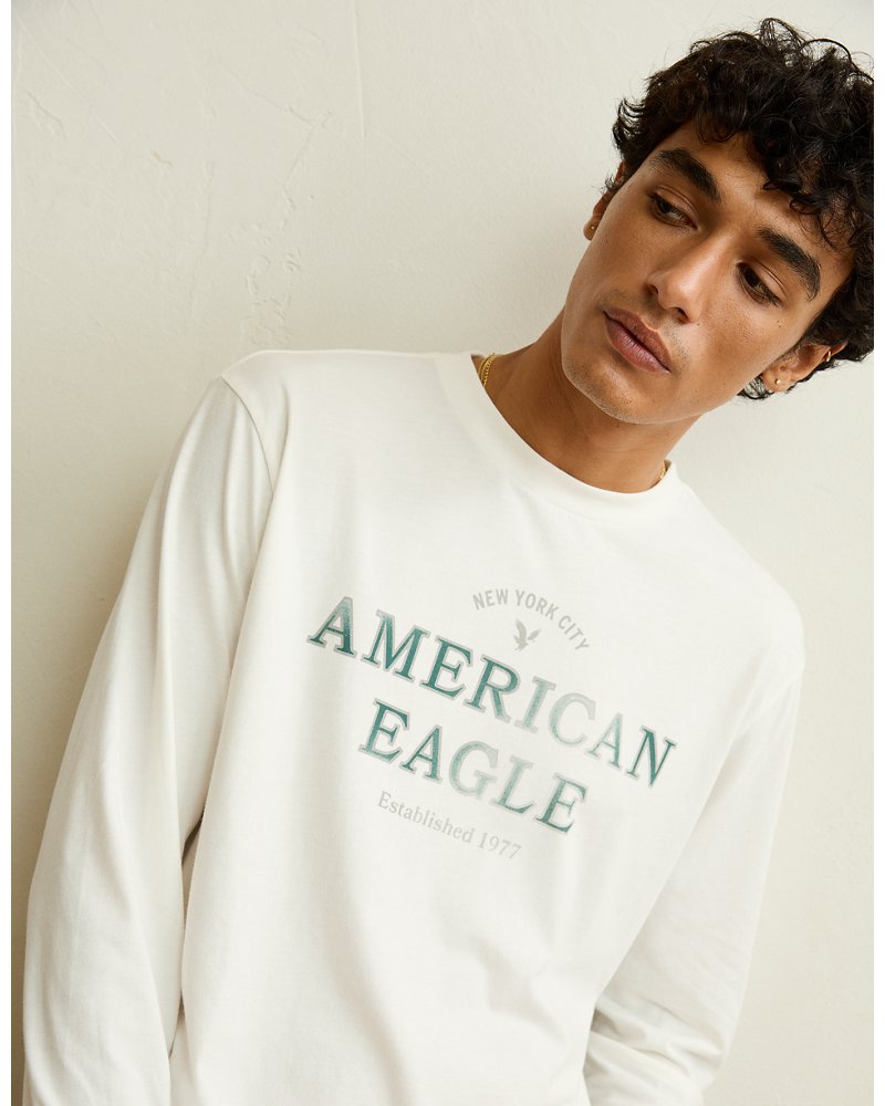 AE Standard Fit Long-Sleeve Logo Graphic T-Shirt